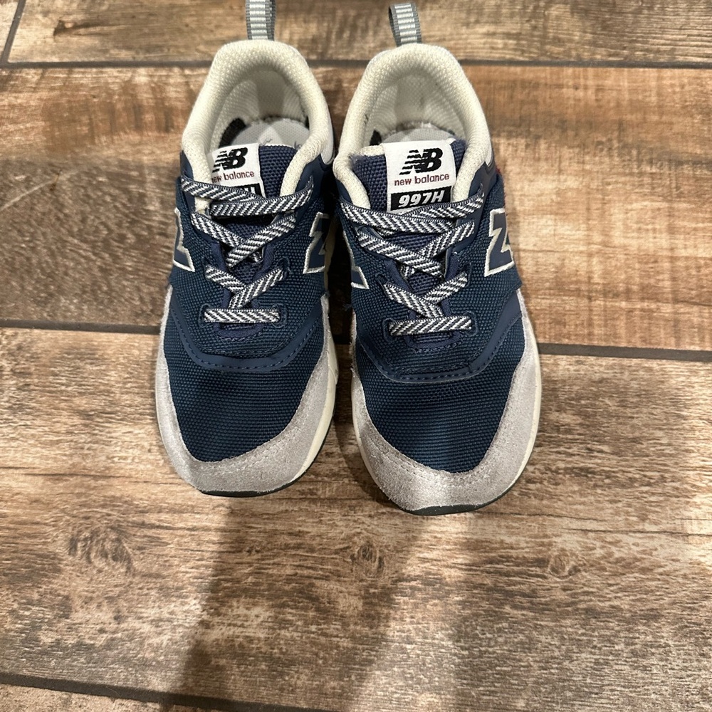 Boy new balance